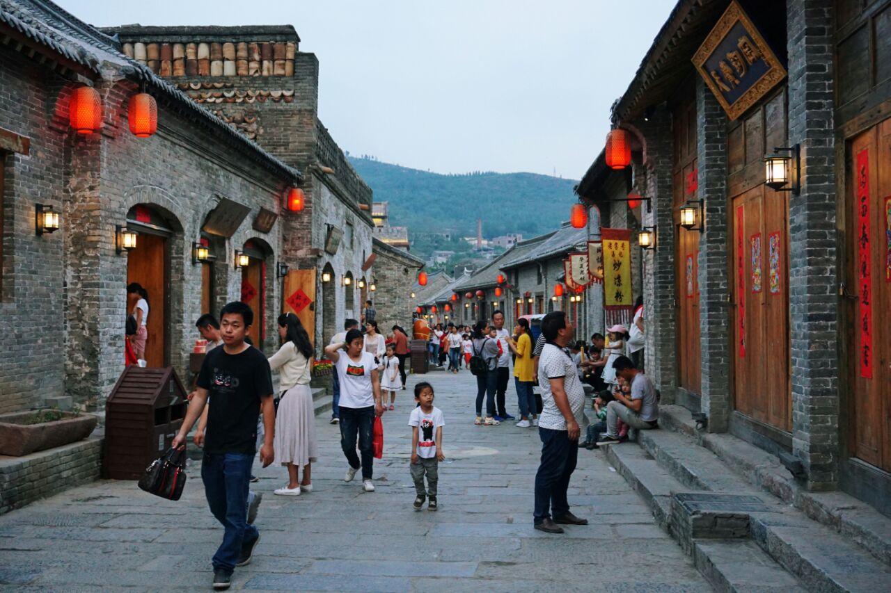 妻子说陈锡联当副总理地位高了，少开玩笑，杨勇：老陈不是那种人